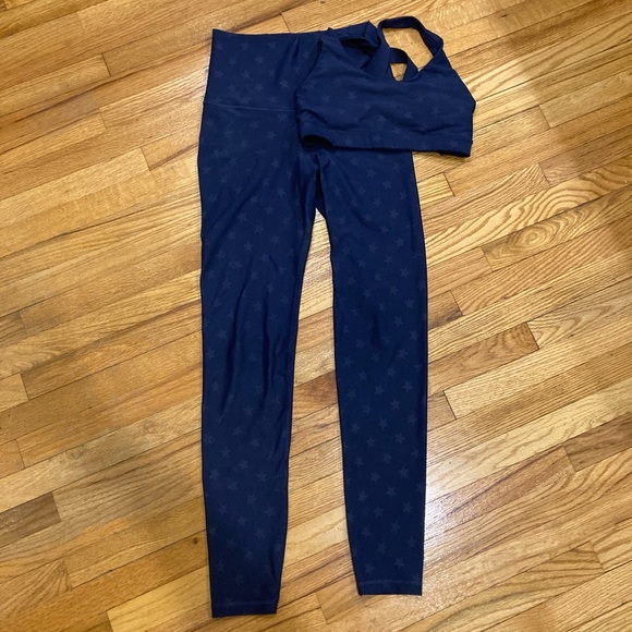 Navy Workout Set for Tall Girls! Small/reg bra, med/tall bottom! - Picture 1 of 7